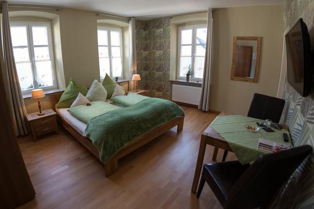 Dooscht Gaestehaus Reichshof Kröv Екстериор снимка